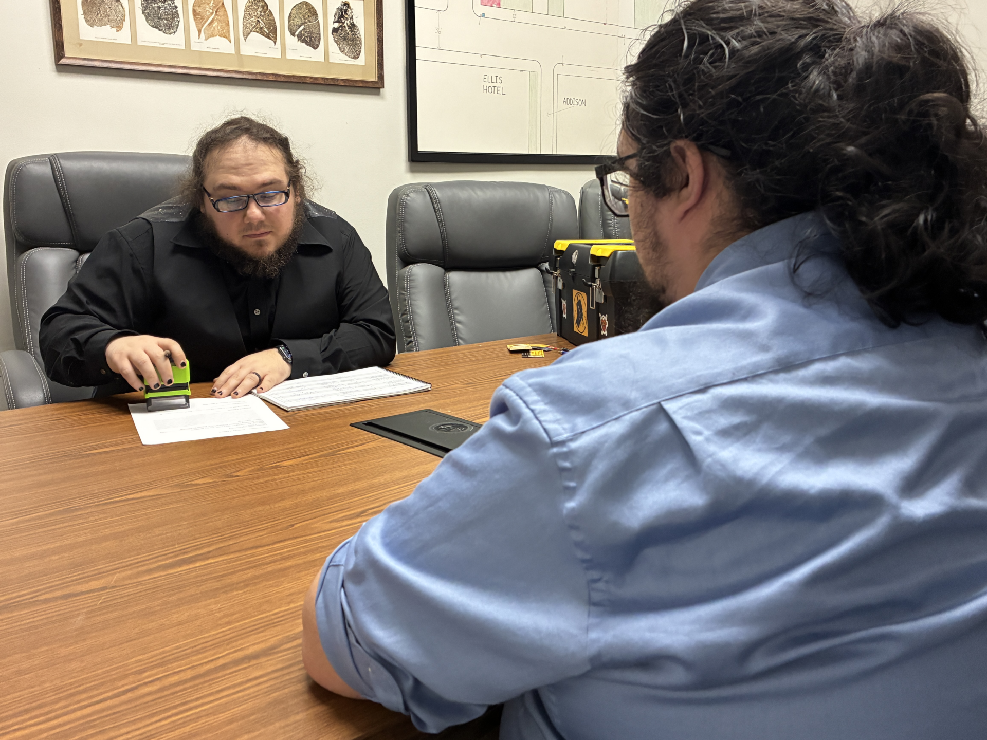 notary client at IPV office